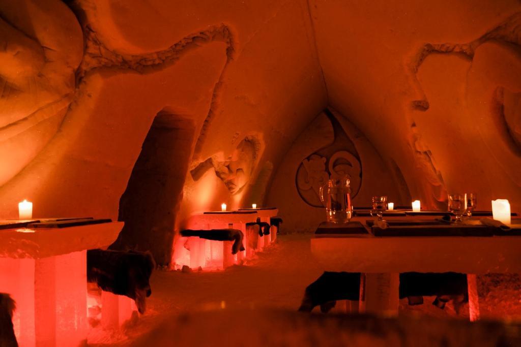 Arctic Snowhotel & Glass Igloos Sinettä Екстериор снимка